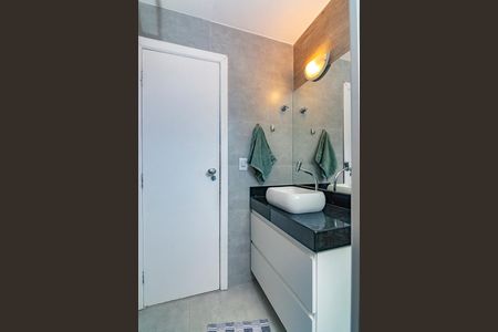 Apartamento à venda com 105m², 3 quartos e 2 vagasBanheiro Social