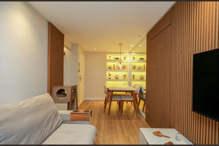 Sala de apartamento para alugar com 3 quartos, 55m² em Jardim Leonor, São Paulo