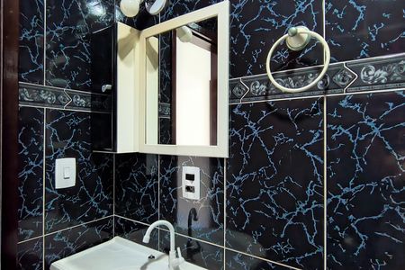 Casa de condomínio para alugar com 108m², 2 quartos e 1 vaga Casa de condomínio para alugar com 108m², 2 quartos e 1 vagaBanheiro Social