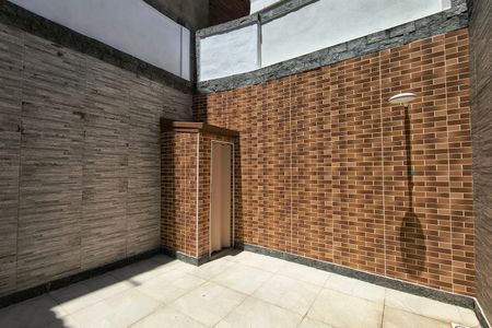 Casa de condomínio para alugar com 108m², 2 quartos e 1 vaga Casa de condomínio para alugar com 108m², 2 quartos e 1 vagaQuintal