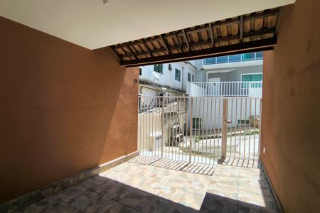 Casa de condomínio para alugar com 108m², 2 quartos e 1 vaga Casa de condomínio para alugar com 108m², 2 quartos e 1 vagaGaragem