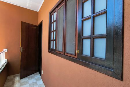 Casa de condomínio para alugar com 108m², 2 quartos e 1 vaga Casa de condomínio para alugar com 108m², 2 quartos e 1 vagaVaranda