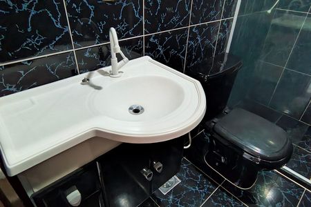 Casa de condomínio para alugar com 108m², 2 quartos e 1 vaga Casa de condomínio para alugar com 108m², 2 quartos e 1 vagaBanheiro Social