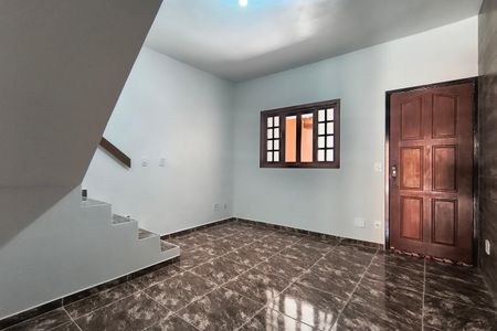Sala de casa de condomínio para alugar com 2 quartos, 108m² em Taquara, Rio de Janeiro