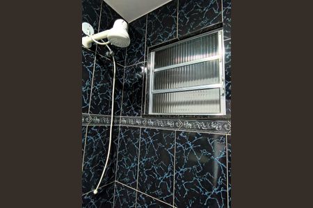 Casa de condomínio para alugar com 108m², 2 quartos e 1 vagaBanheiro Social