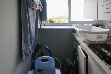 Casa à venda com 35m², 2 quartos e 1 vagaÁrea de Serviço