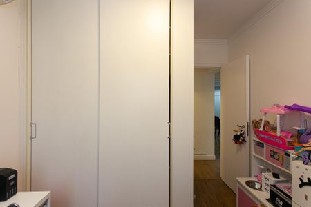 Apartamento à venda com 107m², 3 quartos e 2 vagasQuarto 2
