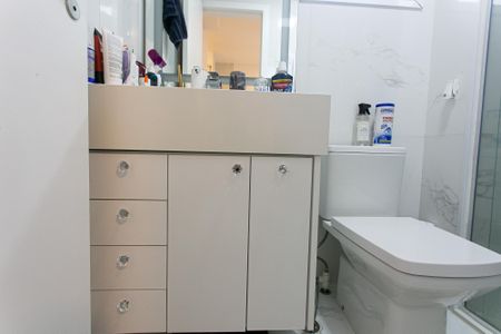 Apartamento à venda com 107m², 3 quartos e 2 vagasBanheiro da Suíte