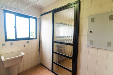 Apartamento à venda com 75m², 2 quartos e 2 vagasLavanderia