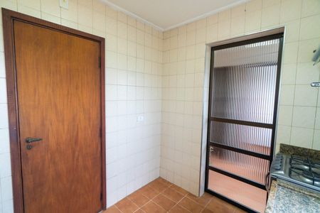 Apartamento à venda com 75m², 2 quartos e 2 vagasCozinha