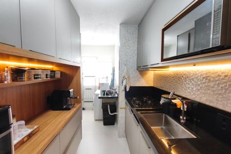 Apartamento à venda com 55m², 2 quartos e 1 vagaCozinha