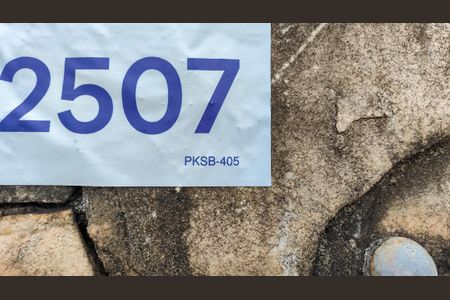 Casa à venda com 500m², 3 quartos e 6 vagasPKSB-405