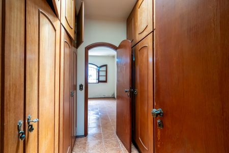 Casa à venda com 500m², 3 quartos e 6 vagasCloset da Suíte