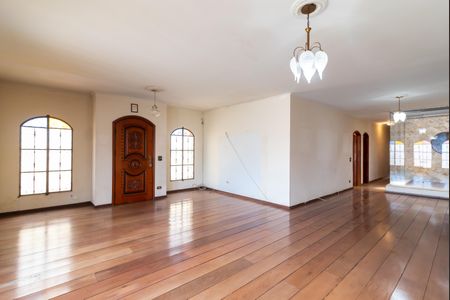 Sala de casa à venda com 3 quartos, 500m² em Tremembé, São Paulo