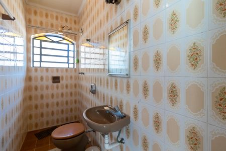 Casa à venda com 500m², 3 quartos e 6 vagasBanheiro de Serviço