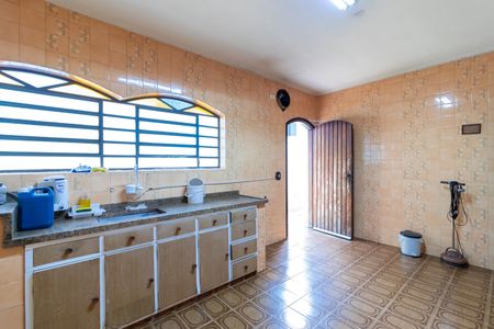 Casa à venda com 500m², 3 quartos e 6 vagasCozinha