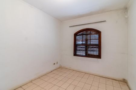 Casa à venda com 500m², 3 quartos e 6 vagasQuarto de Serviço