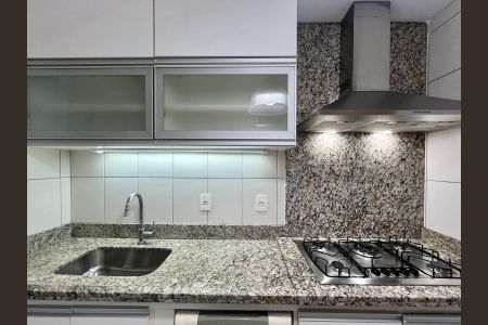 Apartamento para alugar com 75m², 2 quartos e 1 vagaCozinha
