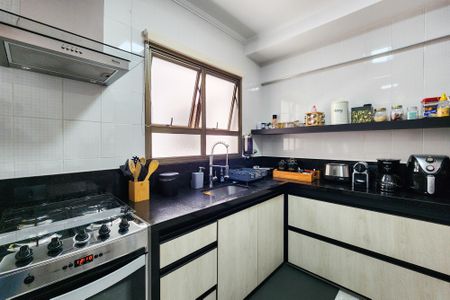 Apartamento à venda com 64m², 2 quartos e 1 vagaCozinha 