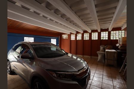 Casa à venda com 468m², 4 quartos e 2 vagasGaragem