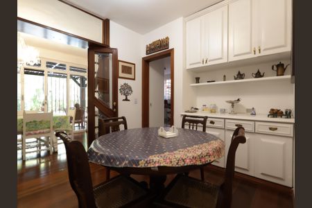 Casa à venda com 468m², 4 quartos e 2 vagasCopa