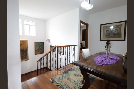 Casa à venda com 468m², 4 quartos e 2 vagasHall dos quartos