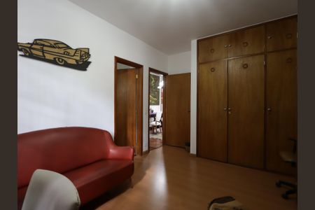 Casa à venda com 468m², 4 quartos e 2 vagasSuíte 4