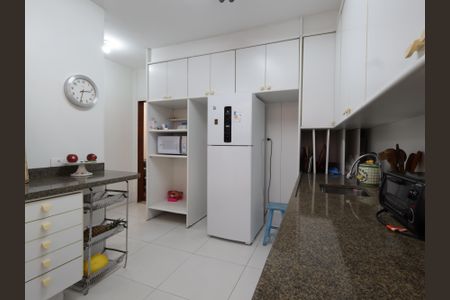 Casa à venda com 468m², 4 quartos e 2 vagasCozinha