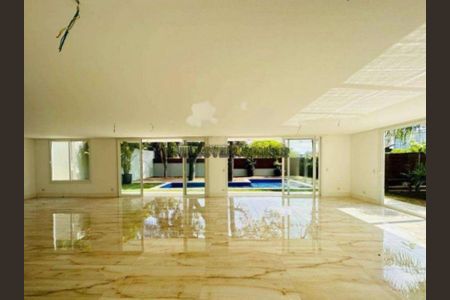 Casa à venda com 787m², 4 quartos e 8 vagas