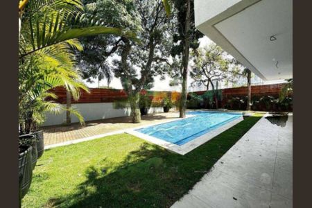 Casa à venda com 787m², 4 quartos e 8 vagas