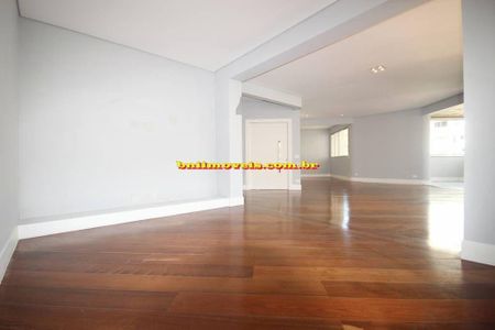 Apartamento à venda com 3 quartos, 244m² em Moema, São Paulo