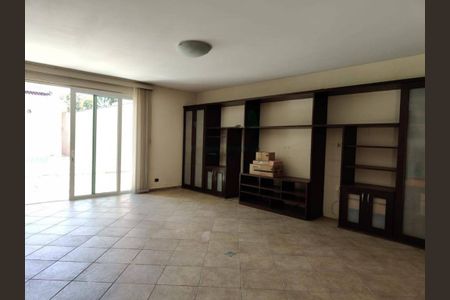 Casa à venda com 600m², 4 quartos e 7 vagas