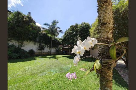 Casa à venda com 600m², 4 quartos e 7 vagas