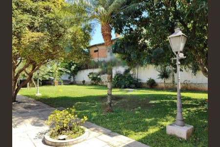 Casa à venda com 600m², 4 quartos e 7 vagas