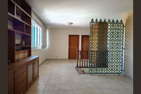 Casa à venda com 600m², 4 quartos e 7 vagas