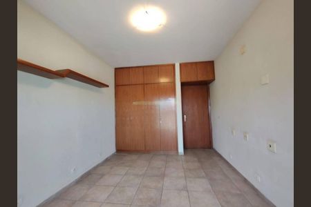 Casa à venda com 600m², 4 quartos e 7 vagas