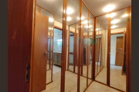 Casa à venda com 600m², 4 quartos e 7 vagas