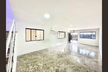 Casa à venda com 4 quartos, 204m² em São Francisco, Niterói