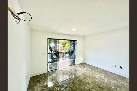 Casa à venda com 4 quartos, 204m² em São Francisco, Niterói