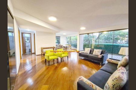 Apartamento à venda com 3 quartos, 200m² em Campo Belo, São Paulo