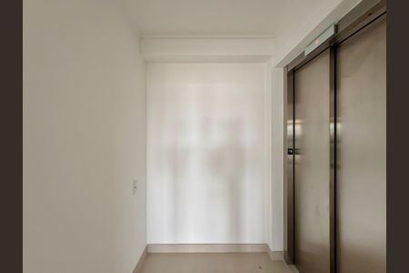 Apartamento à venda com 227m², 3 quartos e 4 vagas Apartamento à venda com 227m², 3 quartos e 4 vagasHall Social Apartamento