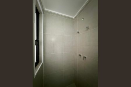 Apartamento à venda com 227m², 3 quartos e 4 vagas Apartamento à venda com 227m², 3 quartos e 4 vagasBanheiro Suite 3