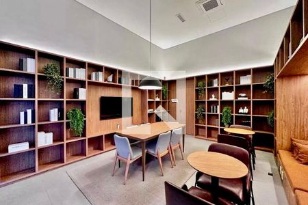 Apartamento à venda com 227m², 3 quartos e 4 vagas Apartamento à venda com 227m², 3 quartos e 4 vagasÁrea comum