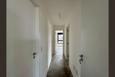 Apartamento à venda com 227m², 3 quartos e 4 vagas Apartamento à venda com 227m², 3 quartos e 4 vagasCorredor