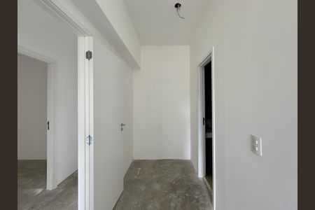 Apartamento à venda com 227m², 3 quartos e 4 vagas Apartamento à venda com 227m², 3 quartos e 4 vagasCloset Suite 3