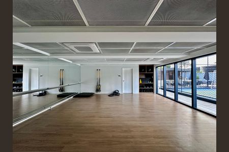 Apartamento à venda com 227m², 3 quartos e 4 vagas Apartamento à venda com 227m², 3 quartos e 4 vagasÁrea comum