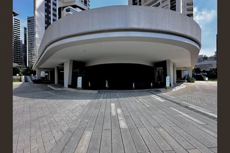 Apartamento à venda com 227m², 3 quartos e 4 vagas Apartamento à venda com 227m², 3 quartos e 4 vagasÁrea comum