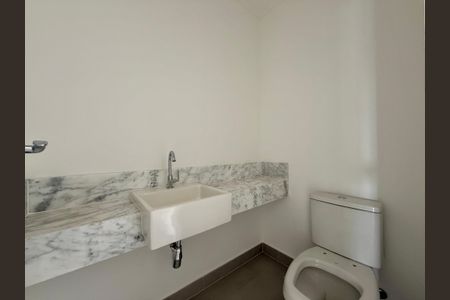 Apartamento à venda com 227m², 3 quartos e 4 vagas Apartamento à venda com 227m², 3 quartos e 4 vagasLavabo