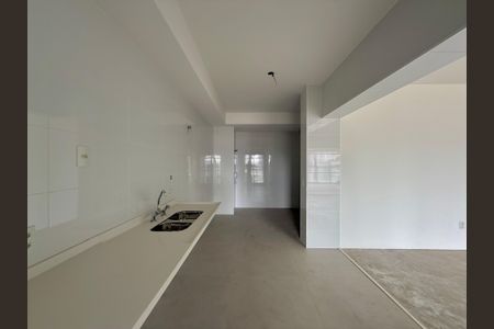 Apartamento à venda com 227m², 3 quartos e 4 vagas Apartamento à venda com 227m², 3 quartos e 4 vagasCozinha