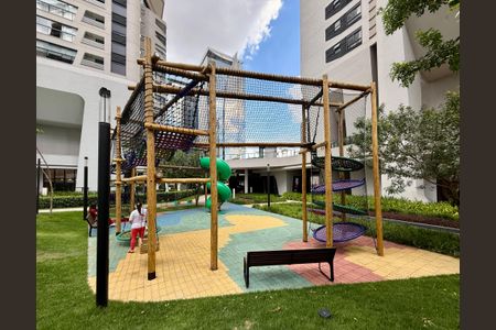 Apartamento à venda com 227m², 3 quartos e 4 vagas Apartamento à venda com 227m², 3 quartos e 4 vagasÁrea comum